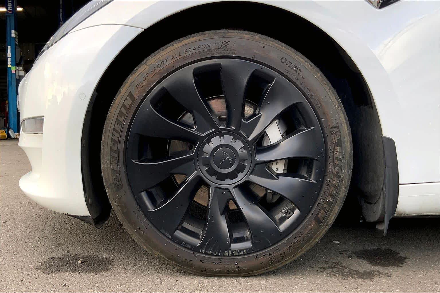 Thumbnail: 2020 Tesla Model 3 - 8