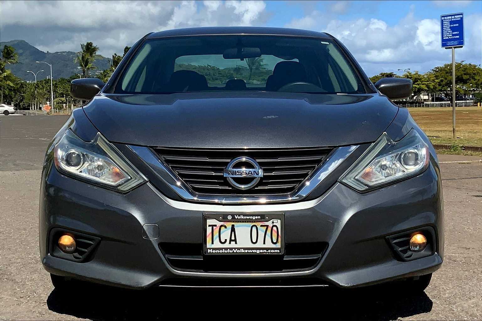 Thumbnail: 2016 Nissan Altima - 6