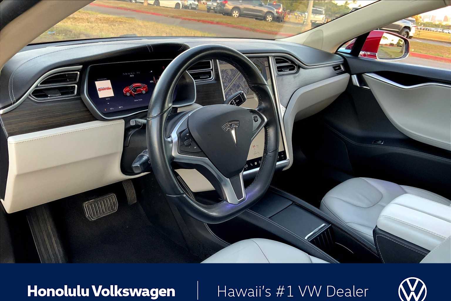 Thumbnail: 2014 Tesla Model S - 2