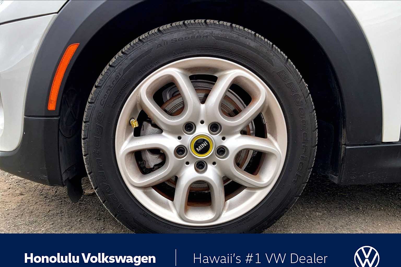 Thumbnail: 2021 MINI Cooper Hardtop - 8