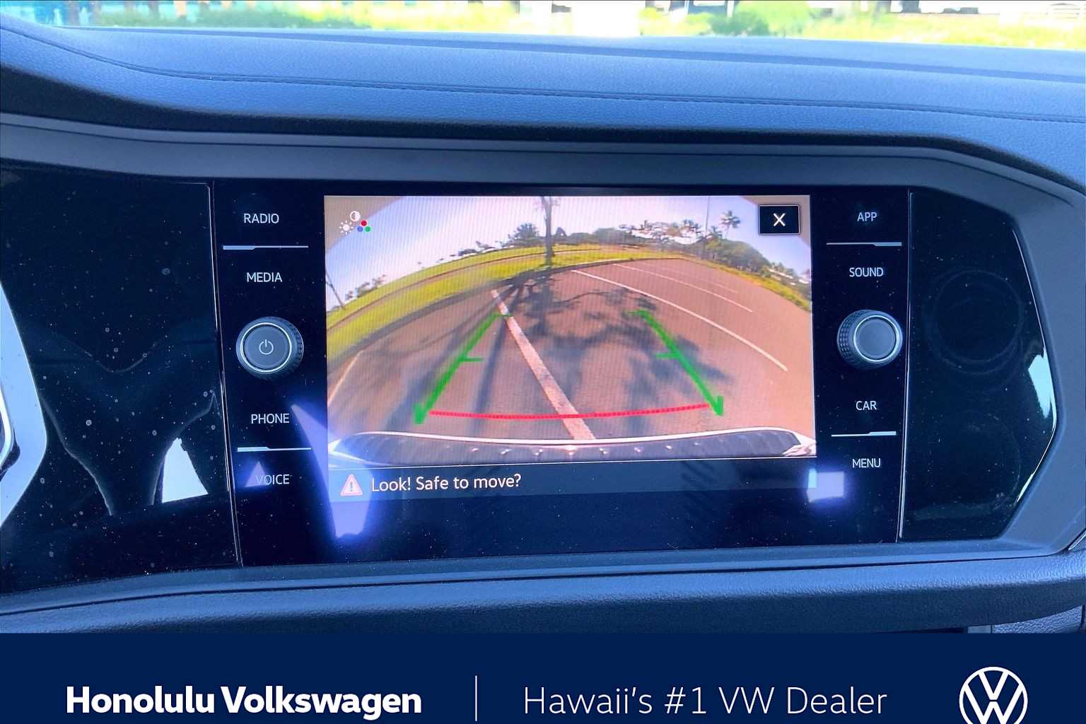 Thumbnail: 2021 Volkswagen Jetta - 25