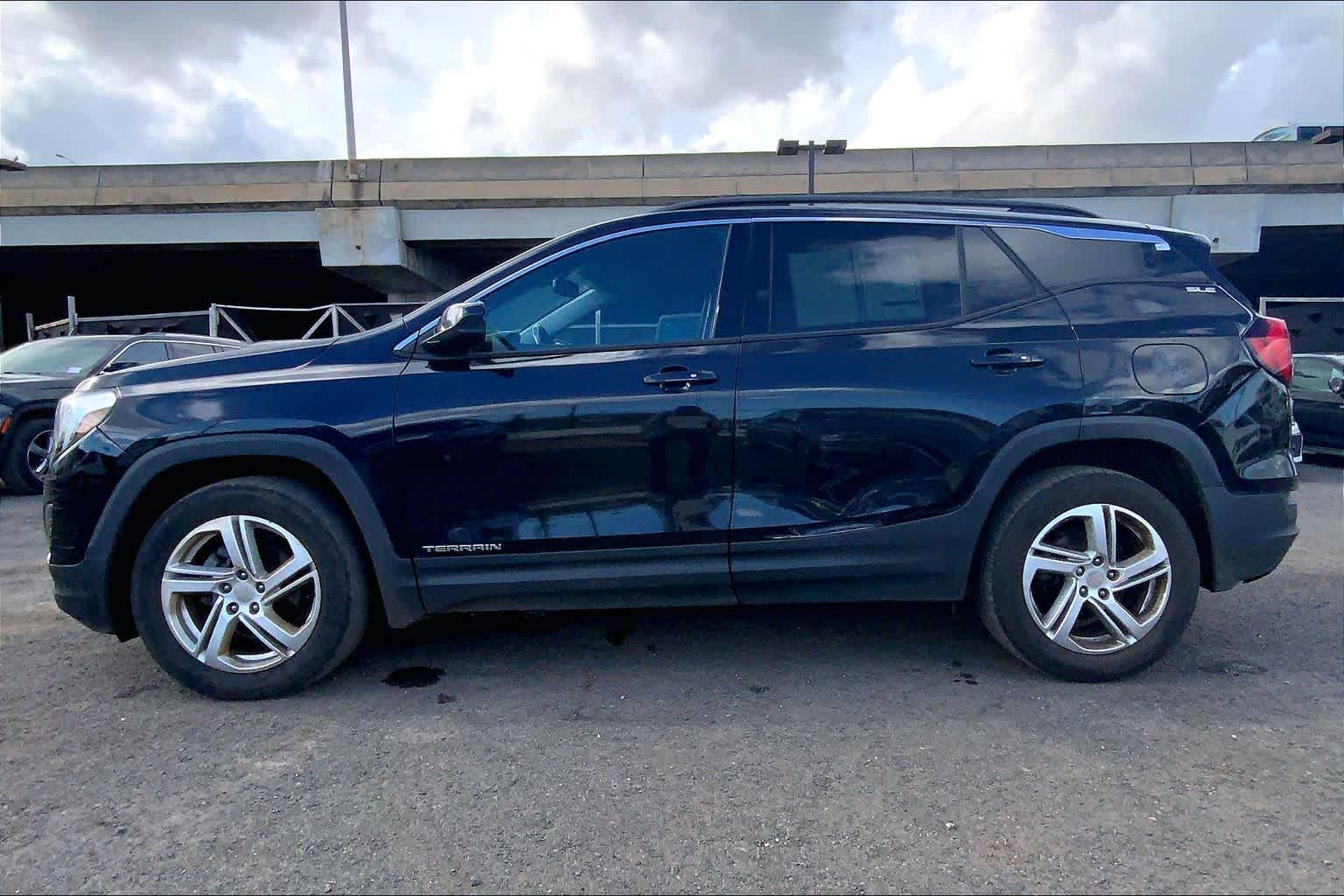 Thumbnail: 2018 GMC Terrain - 3