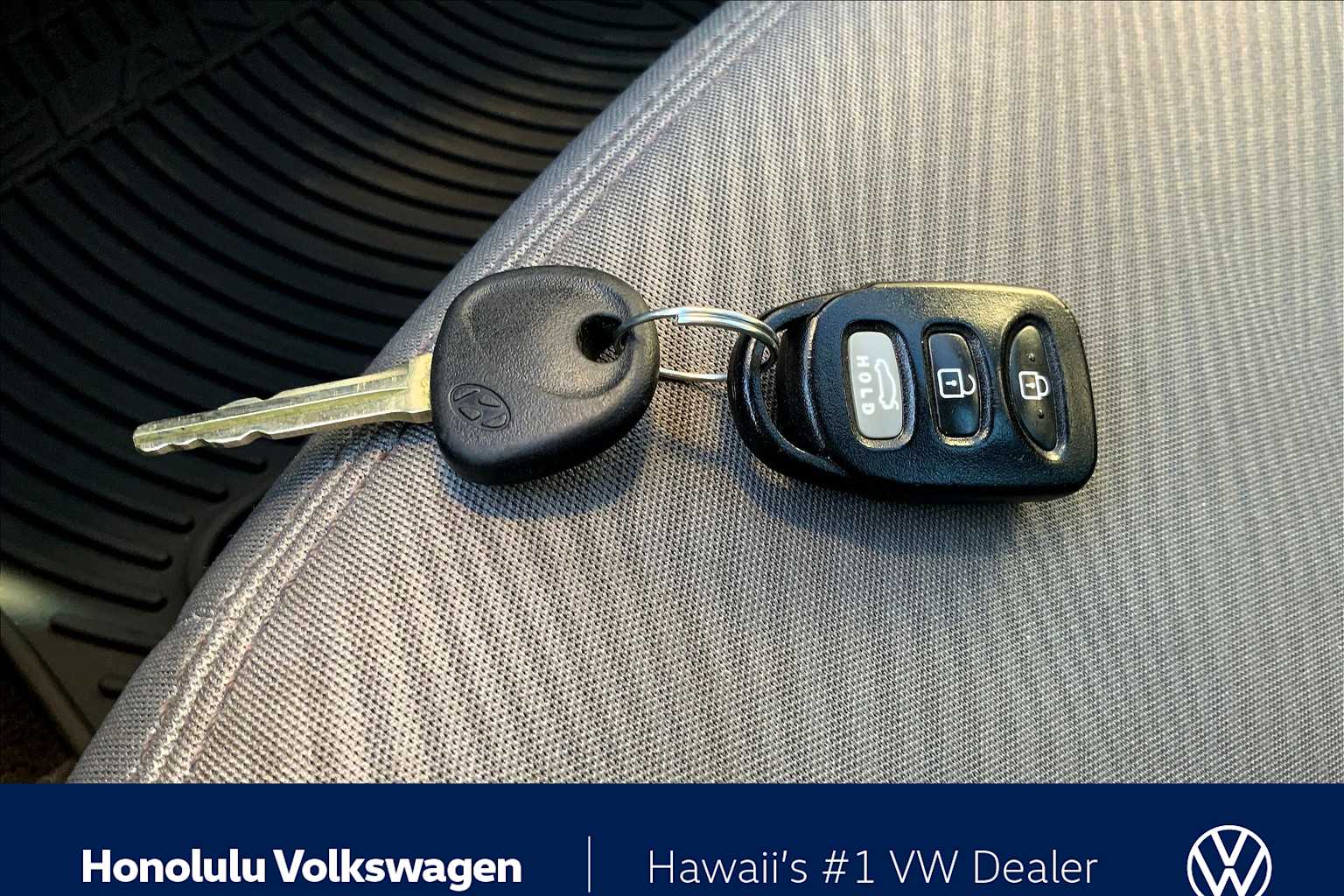 Thumbnail: 2013 Hyundai Elantra - 20