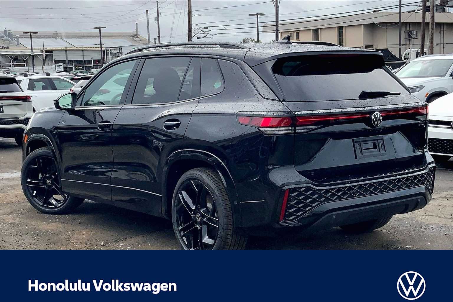 Thumbnail: 2026 Volkswagen Tiguan - 4