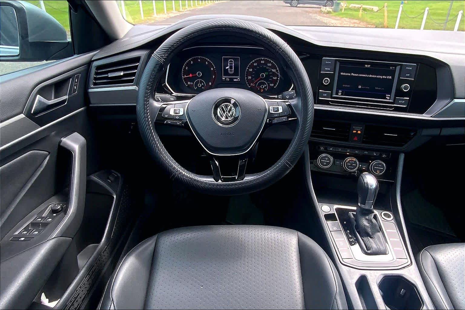 Thumbnail: 2019 Volkswagen Jetta - 14