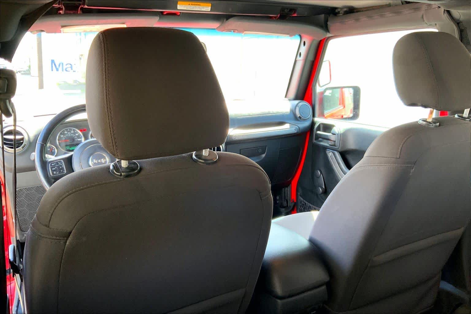 2017 Jeep Wrangler Sport S - Photo 12