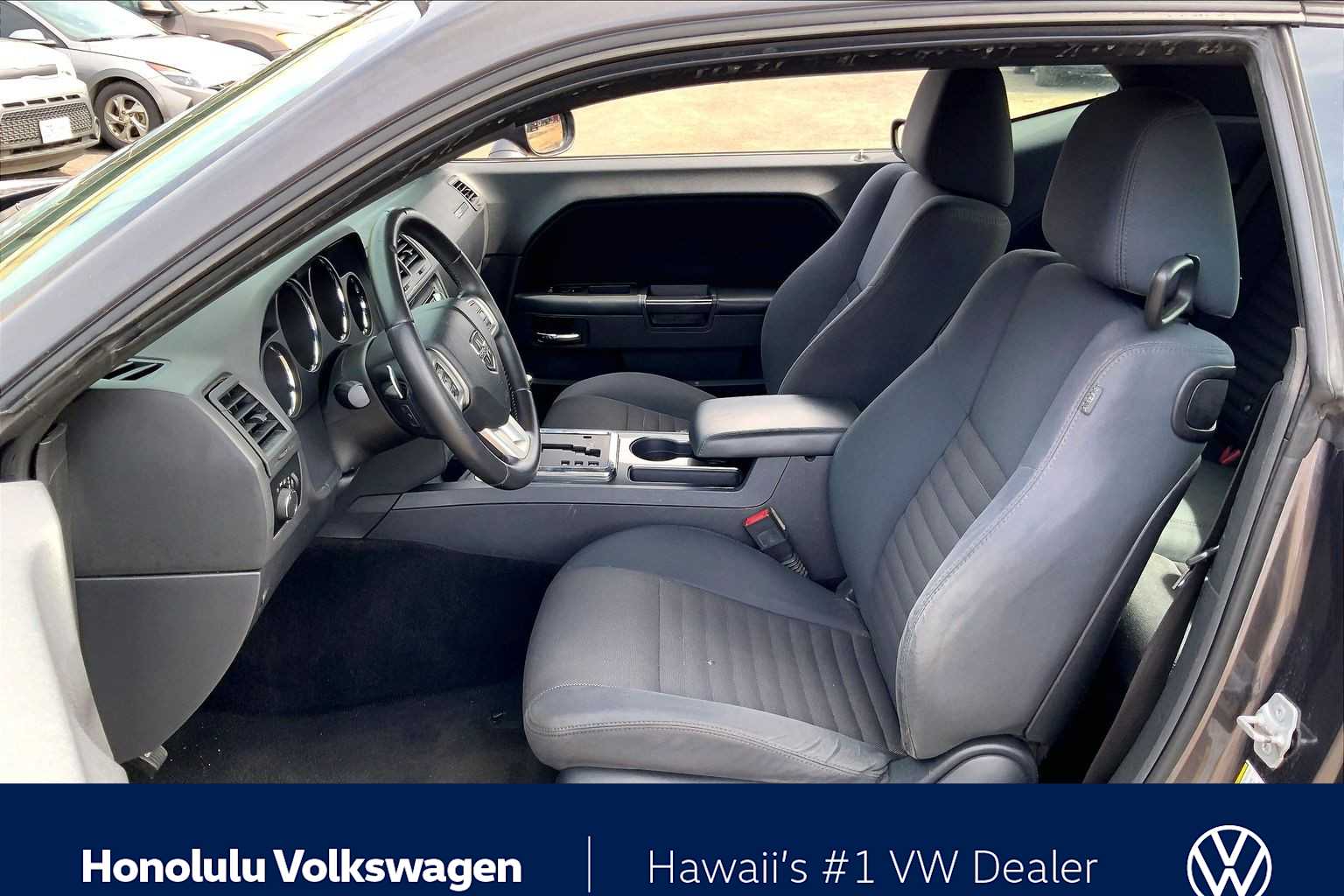 Thumbnail: 2013 Dodge Challenger - 10