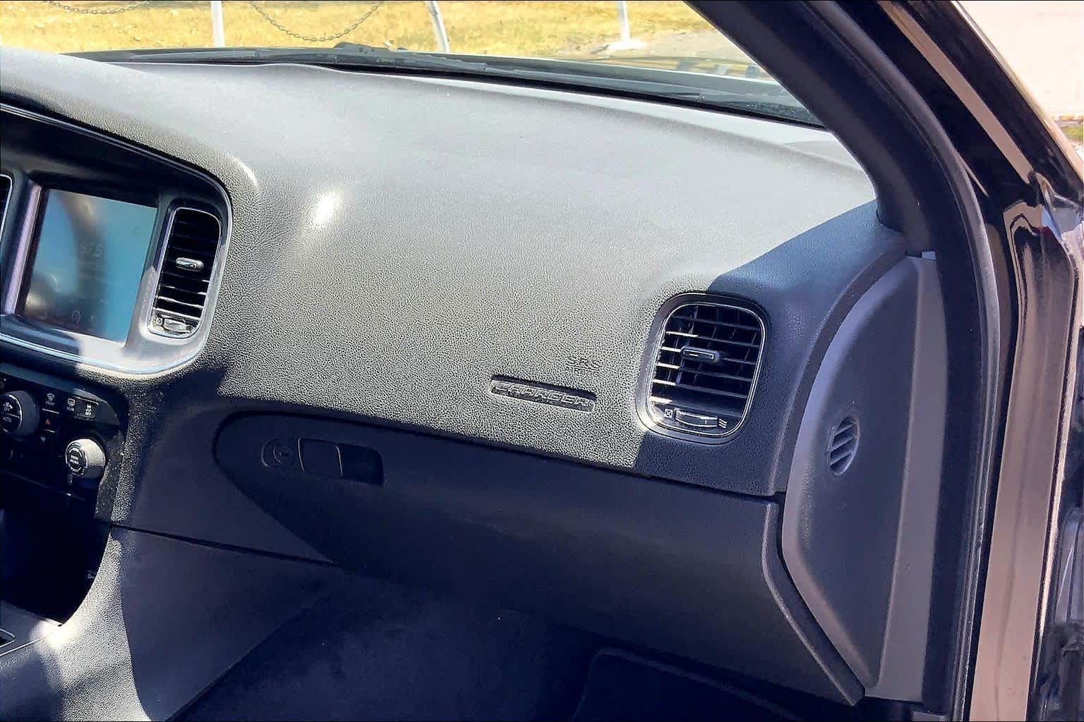 Thumbnail: 2014 Dodge Charger - 23