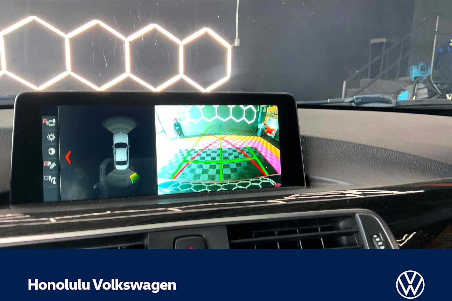 Thumbnail: 2017 BMW 3 Series - 25