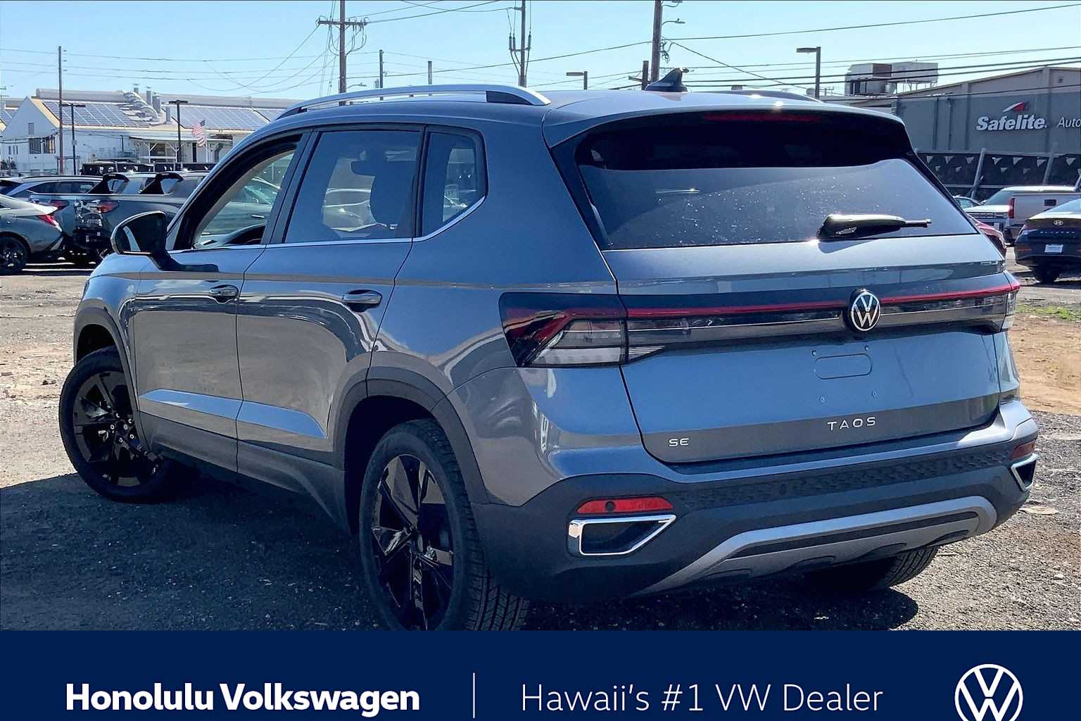 Thumbnail: 2026 Volkswagen Taos - 4