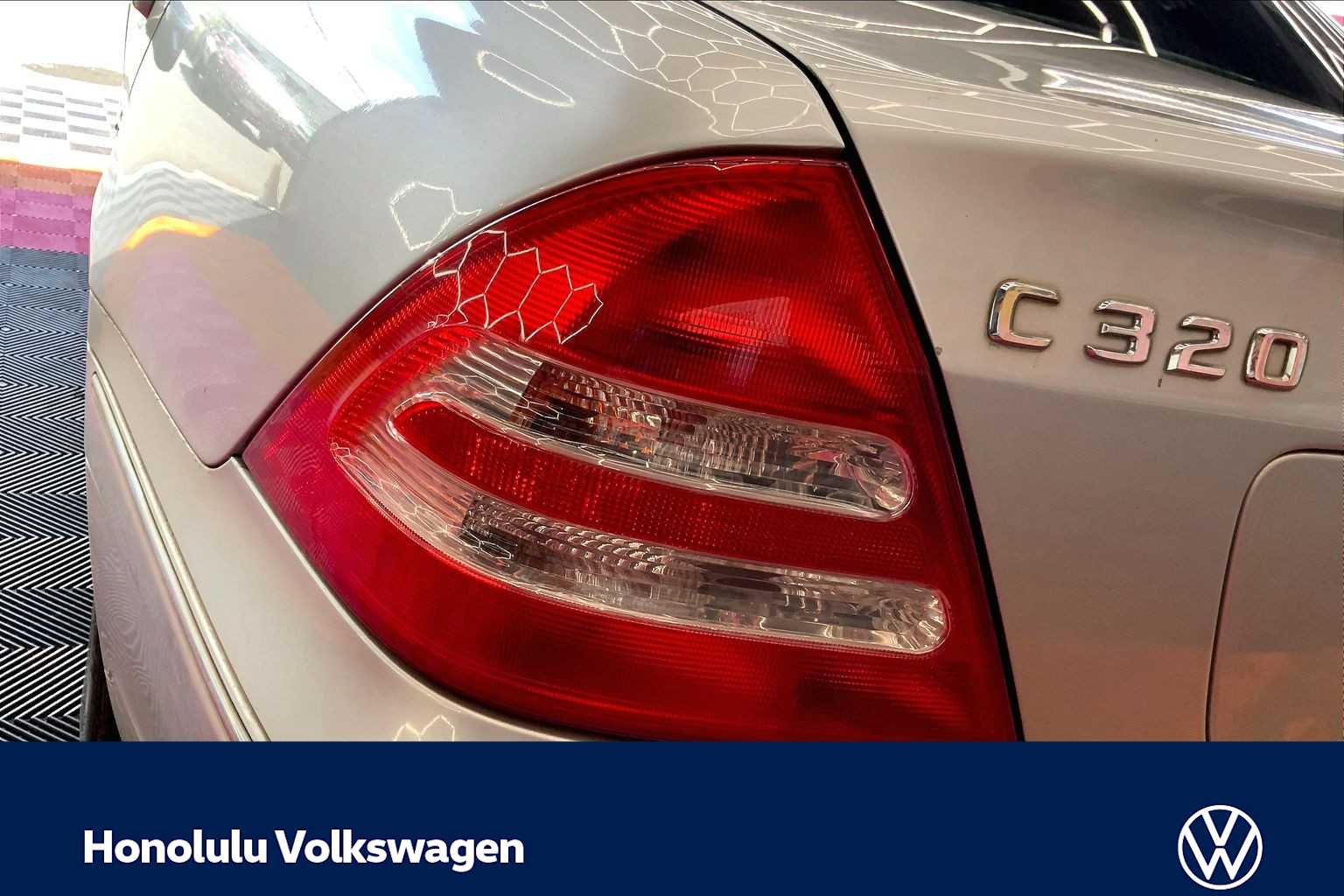 Thumbnail: 2003 Mercedes-Benz C-Class - 31