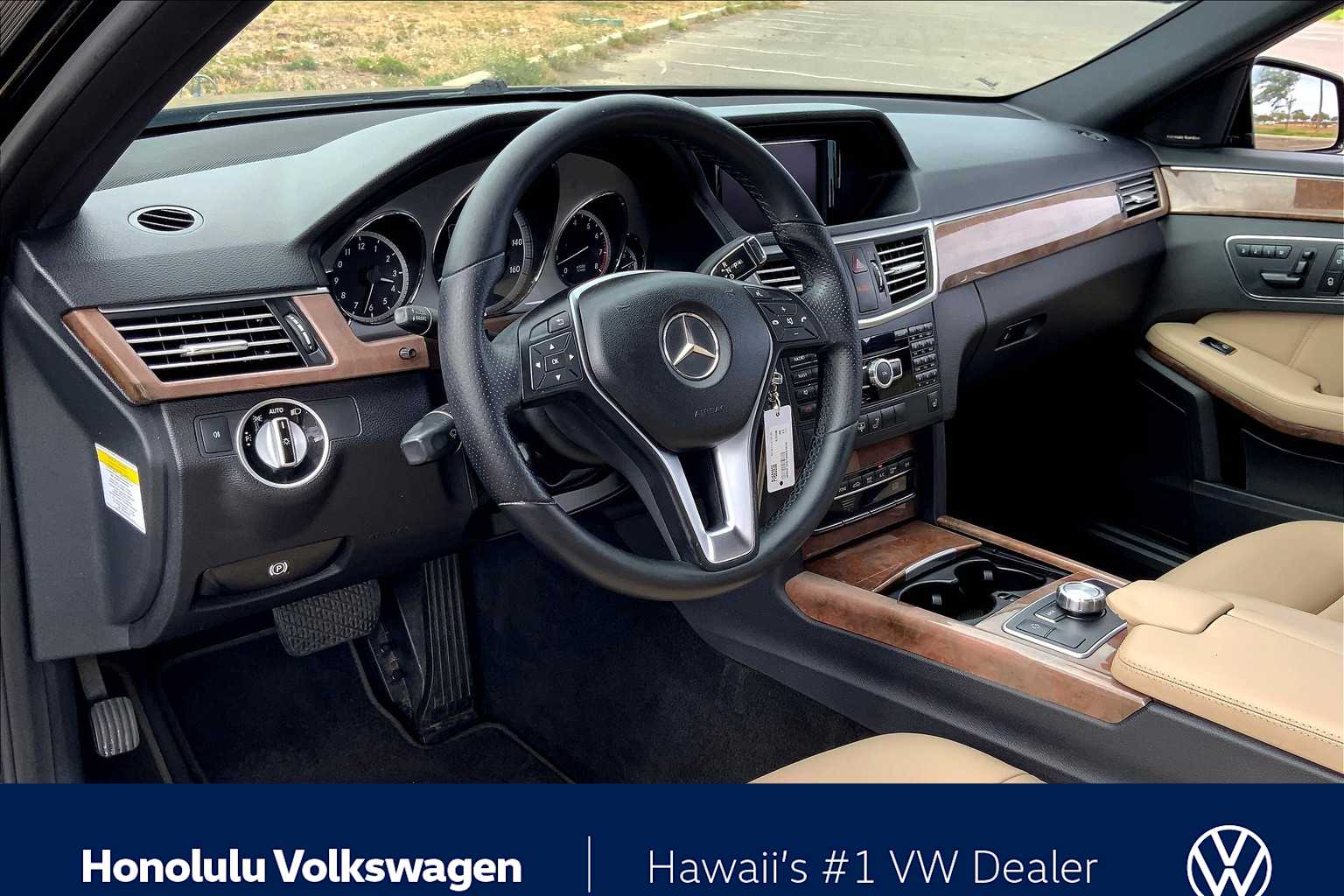 2013 Mercedes Benz E 350 photo 2
