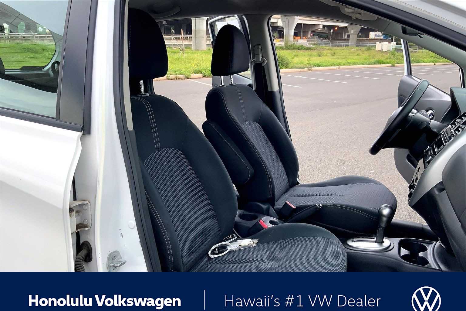 Thumbnail: 2015 Nissan Versa Note - 12