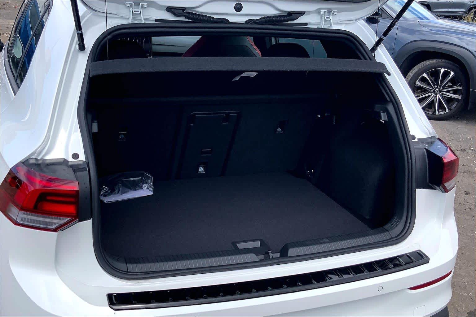 Thumbnail: 2026 Volkswagen Golf - 19