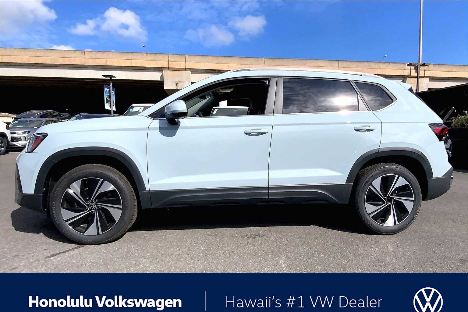 Thumbnail: 2026 Volkswagen Taos - 3