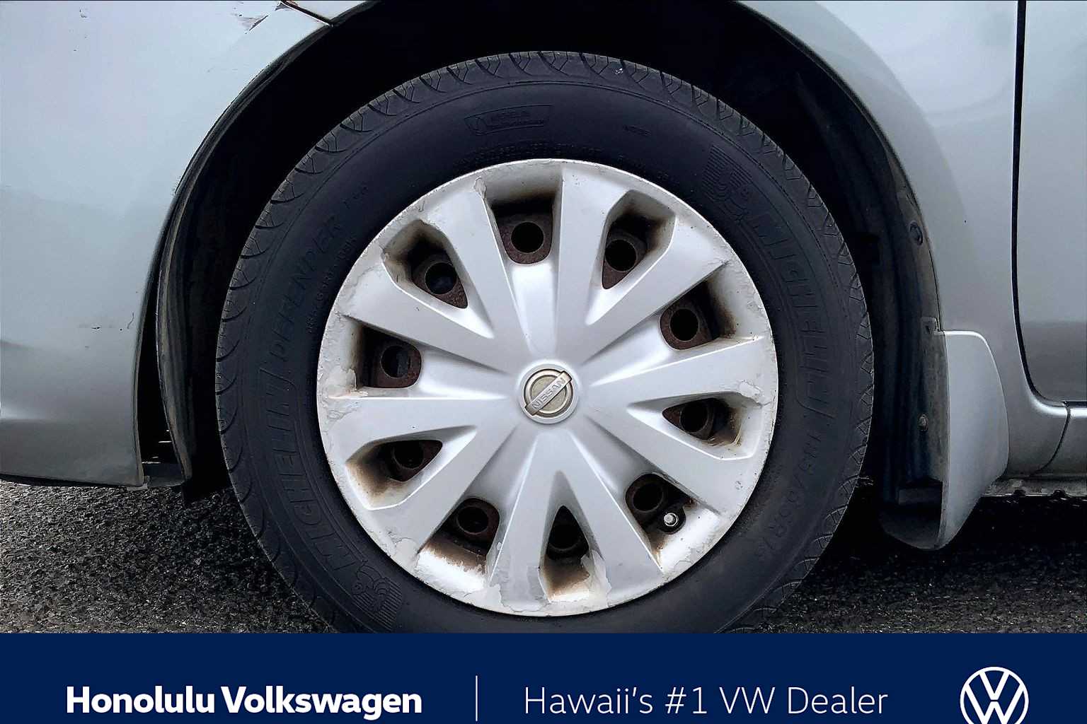 Thumbnail: 2012 Nissan Versa - 8