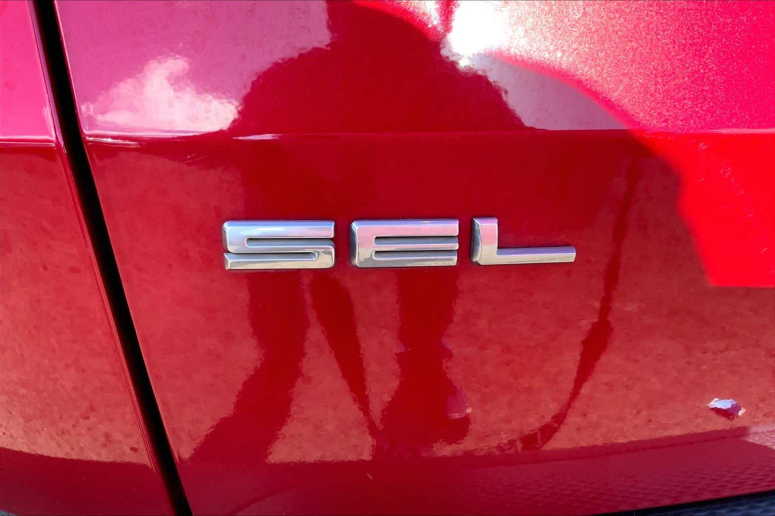 Thumbnail: 2020 Ford Escape - 7