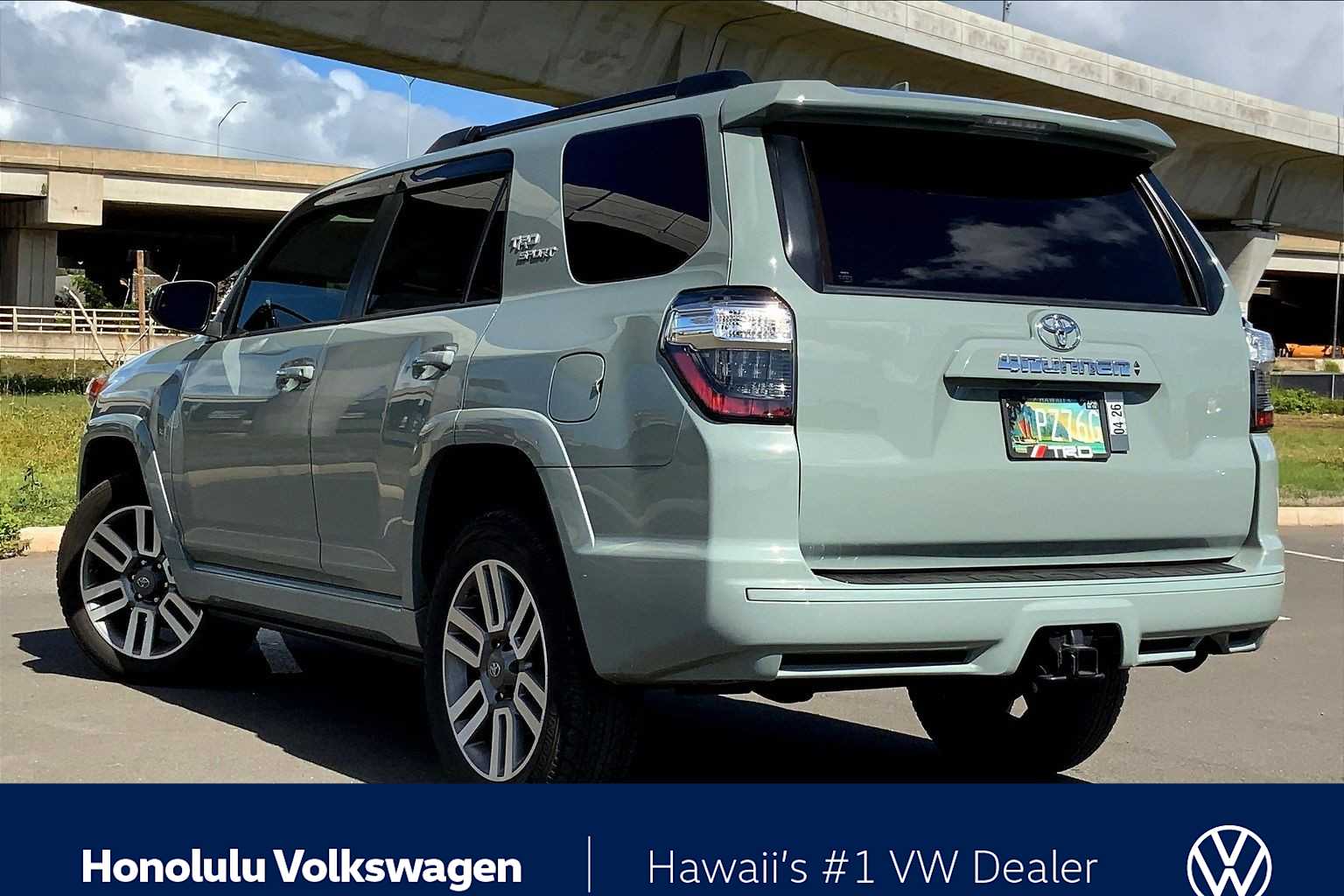 Thumbnail: 2023 Toyota 4Runner - 4