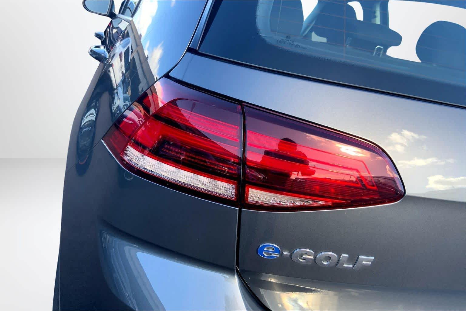 2019 Volkswagen e-Golf e-Golf SE - Photo 31