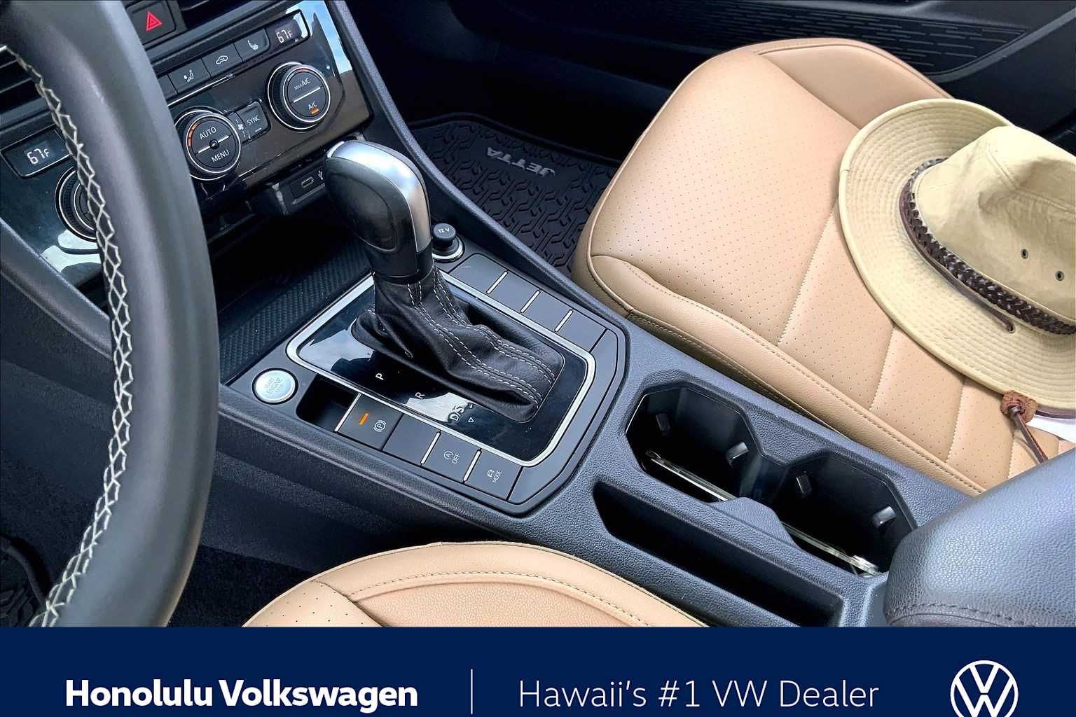 Thumbnail: 2021 Volkswagen Jetta - 15