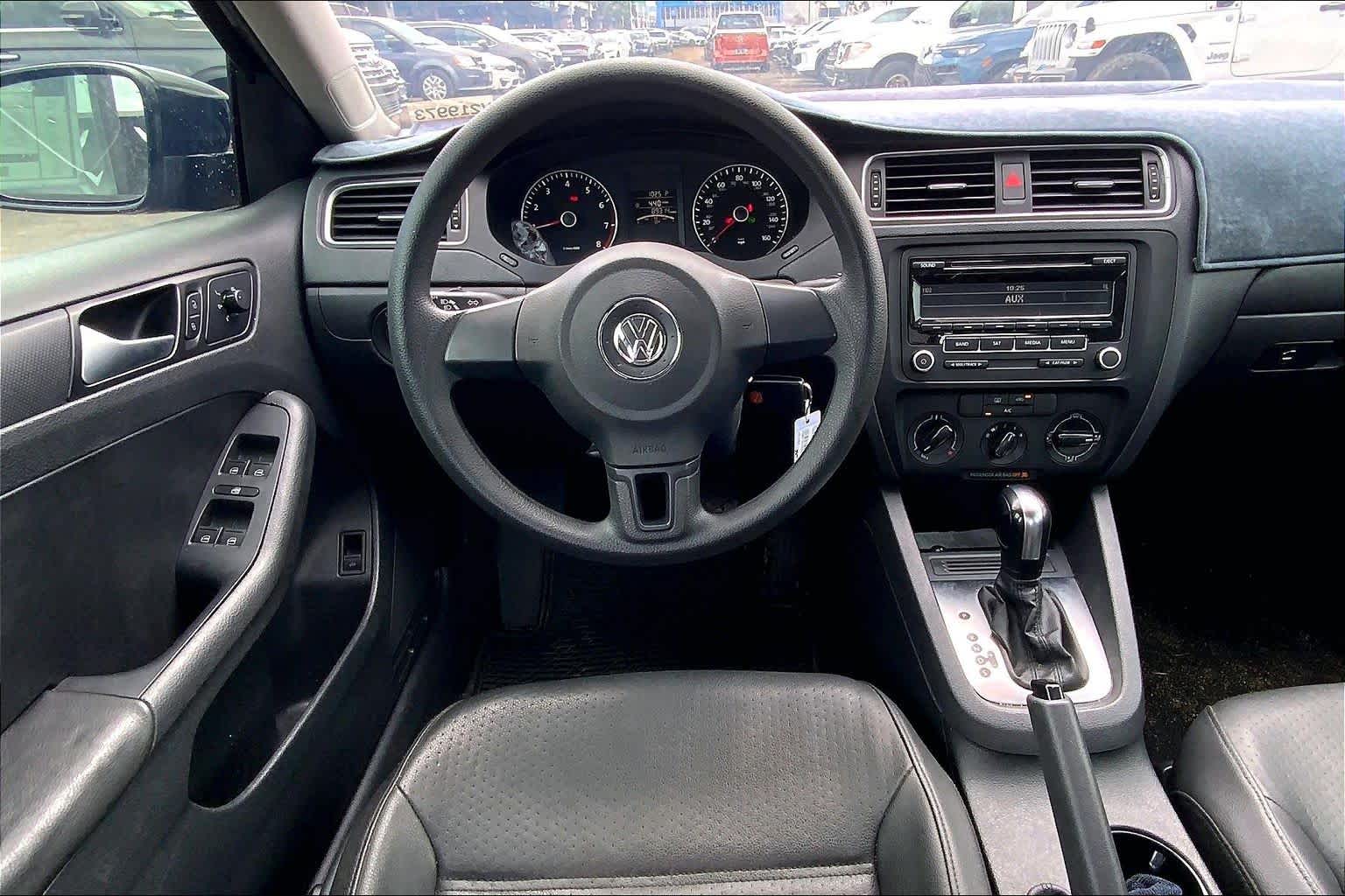 Thumbnail: 2014 Volkswagen Jetta - 14