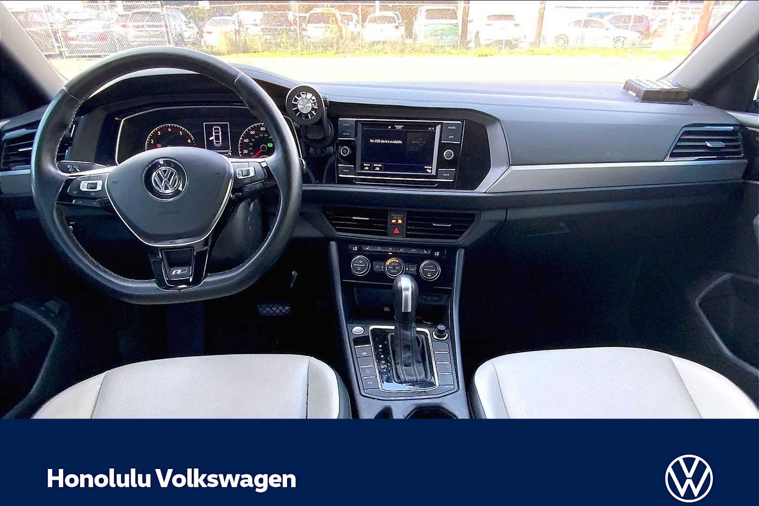 Thumbnail: 2021 Volkswagen Jetta - 9