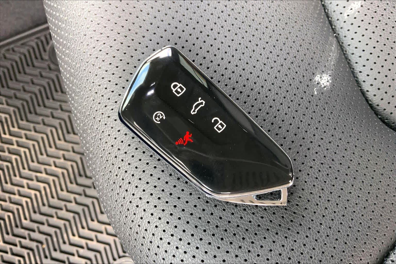 2026 Volkswagen Atlas SE w/Tech - Photo 20