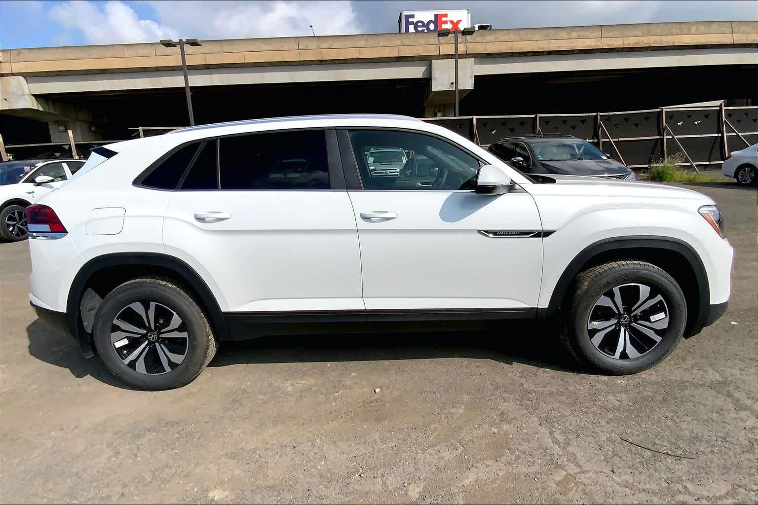 Thumbnail: 2026 Volkswagen Atlas - 3
