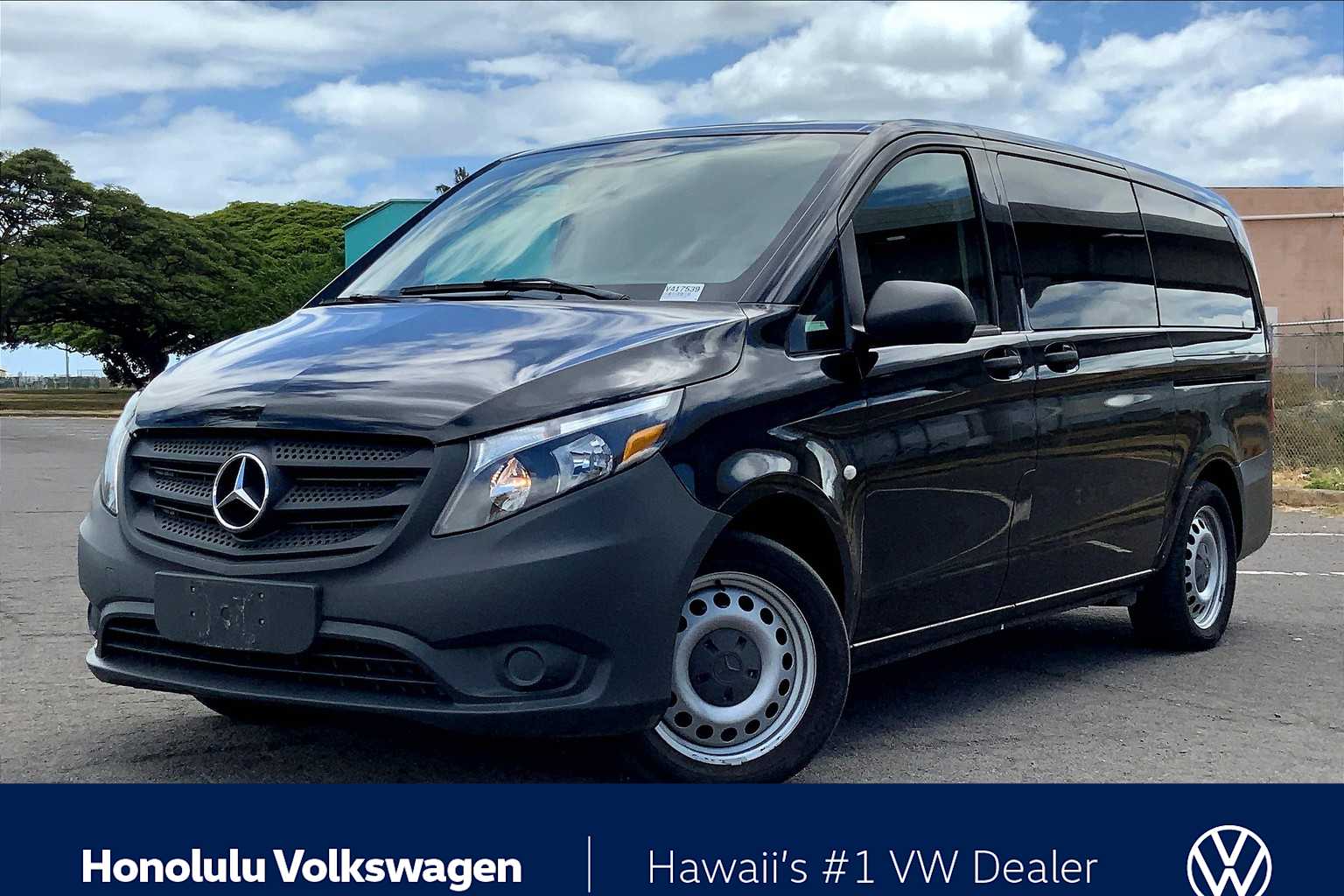 2018 Mercedes-Benz Metris Passenger Van Base