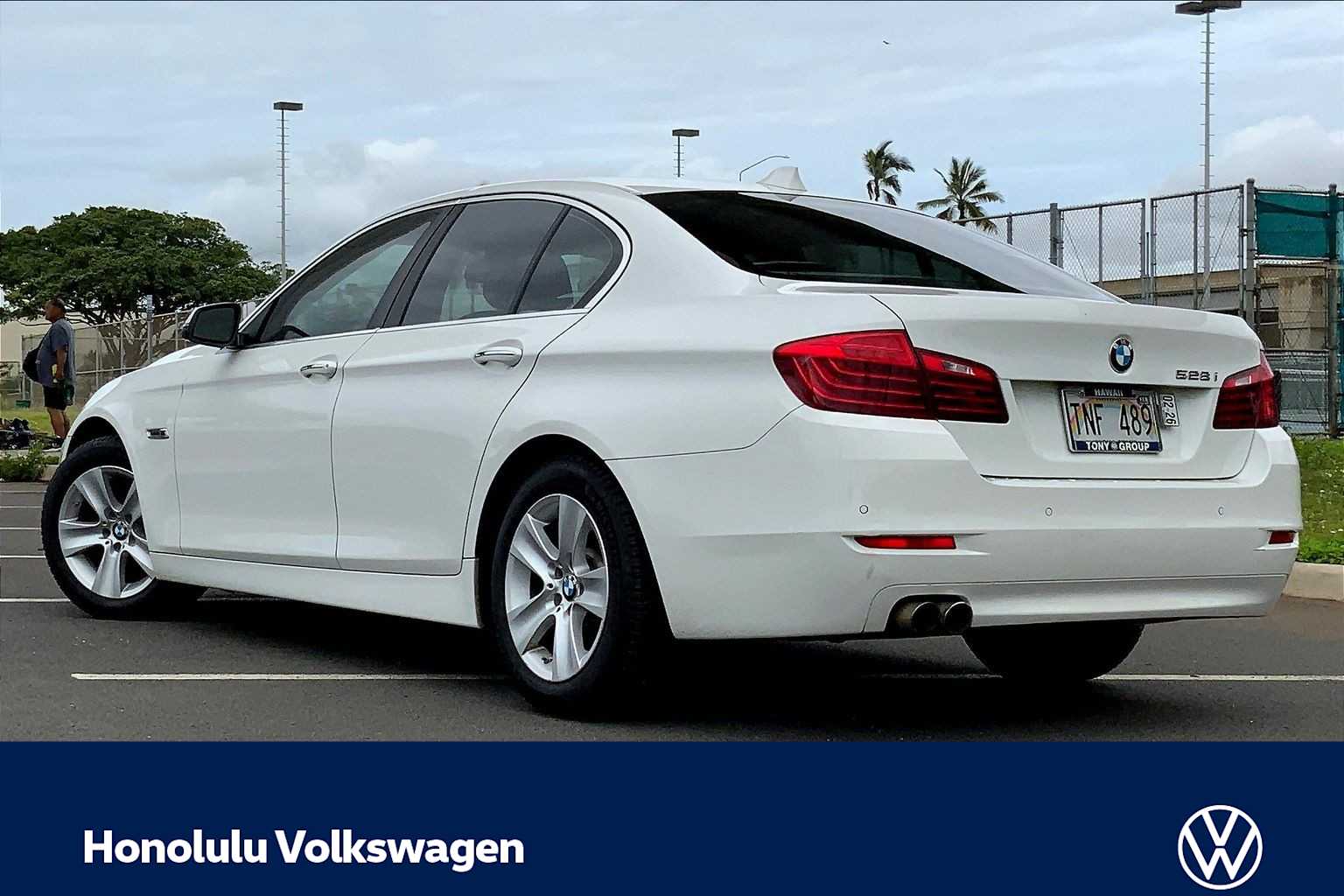 Thumbnail: 2016 BMW 5 Series - 4