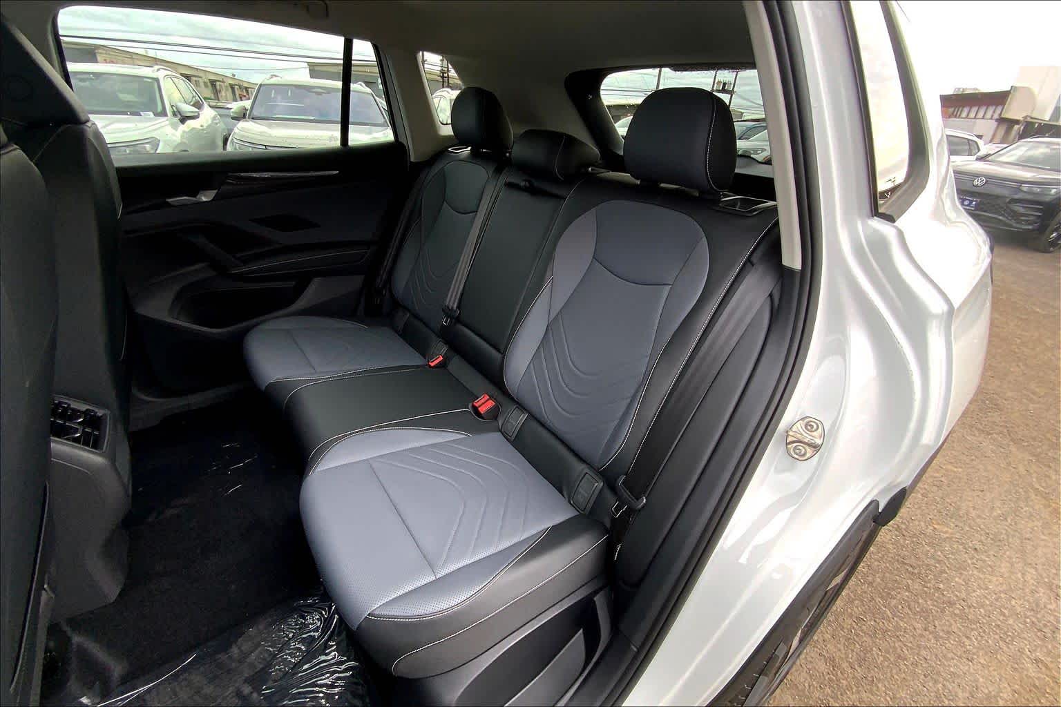 Thumbnail: 2026 Volkswagen Tiguan - 13
