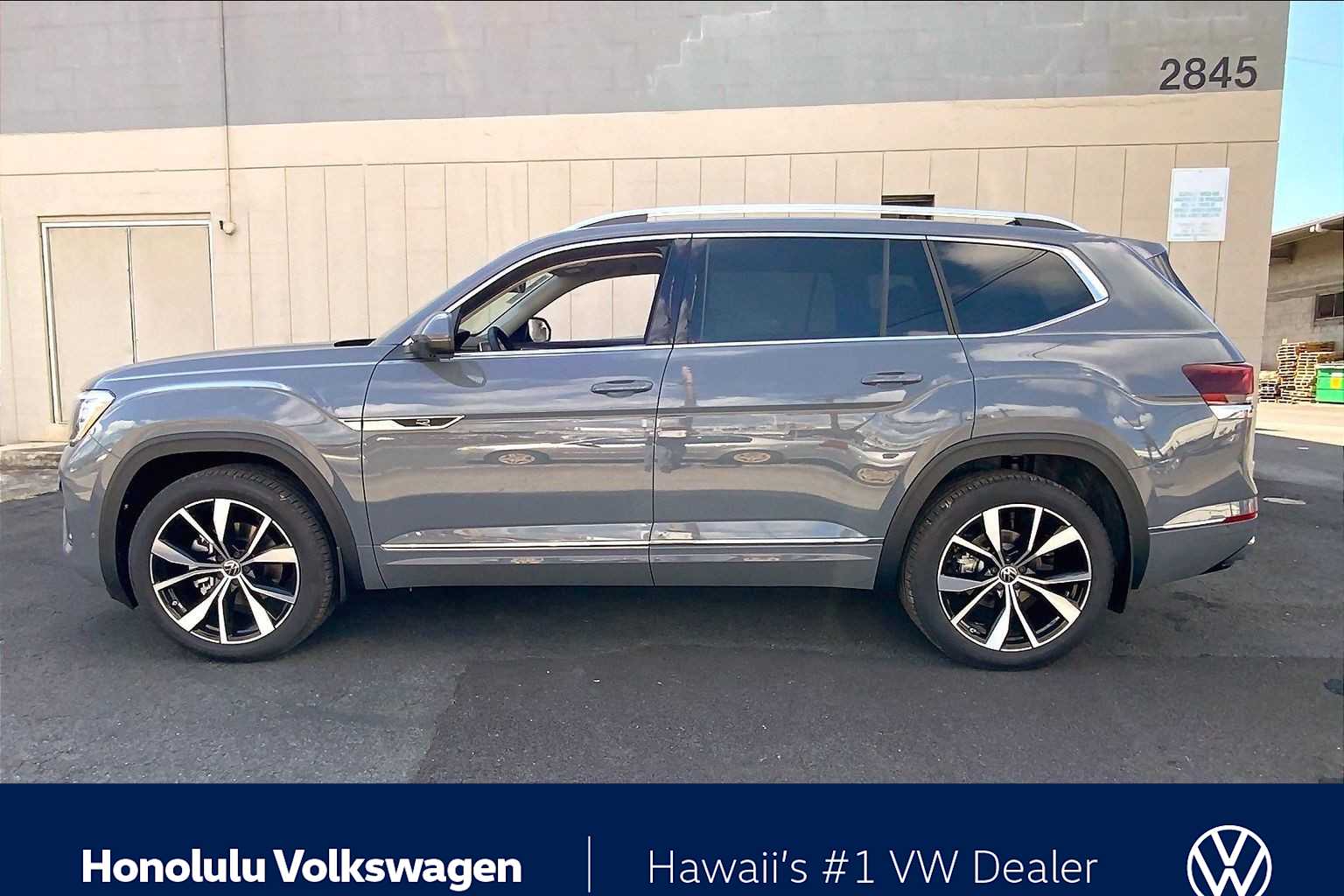 Thumbnail: 2026 Volkswagen Atlas - 3