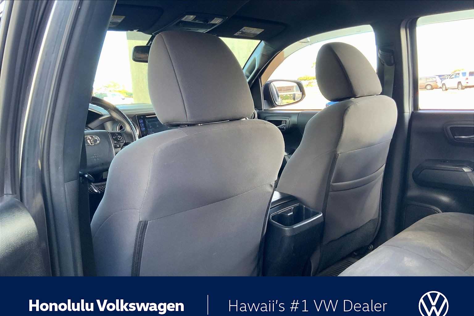 Thumbnail: 2018 Toyota Tacoma - 11