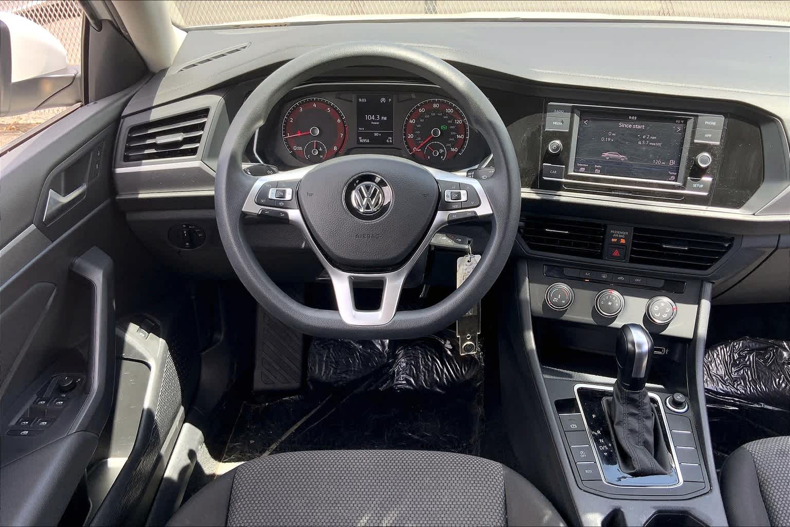 Thumbnail: 2019 Volkswagen Jetta - 14