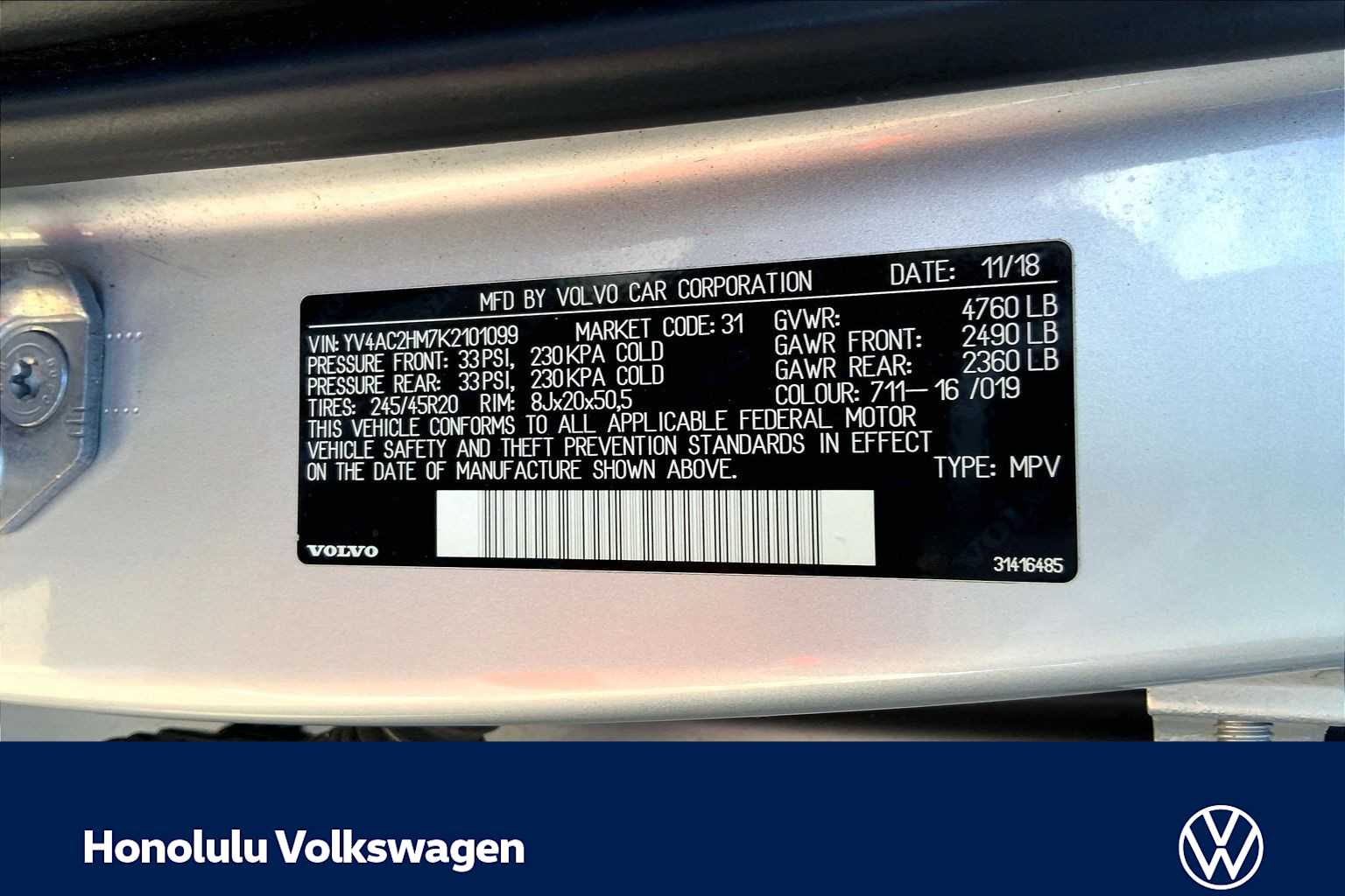 Thumbnail: 2019 Volvo XC40 - 19