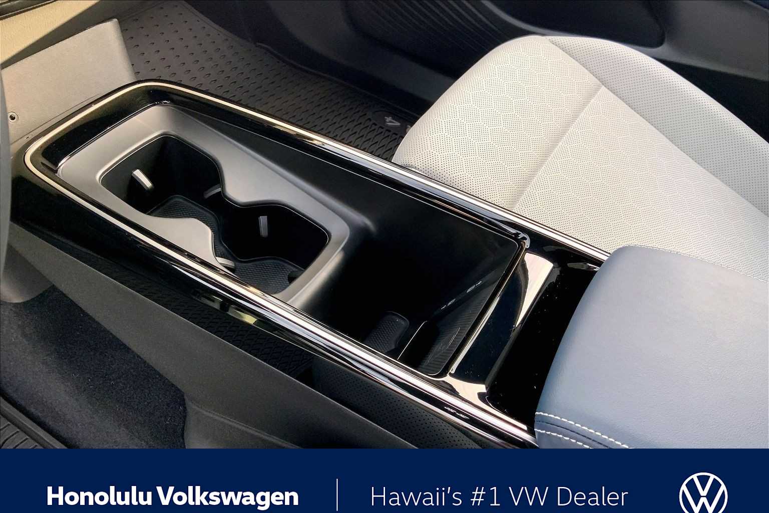 Thumbnail: 2025 Volkswagen ID.4 - 17