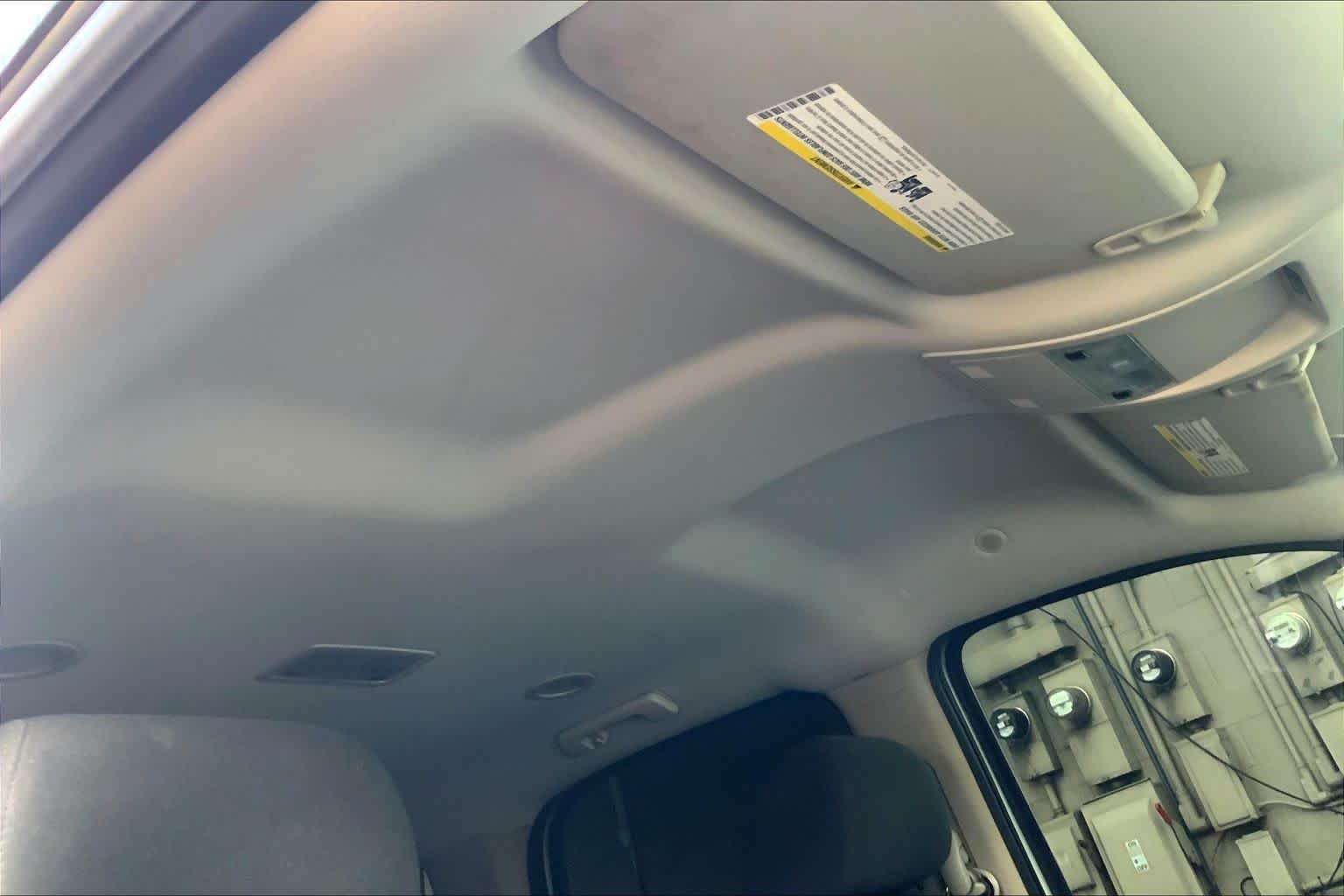 Thumbnail: 2011 GMC Yukon - 30