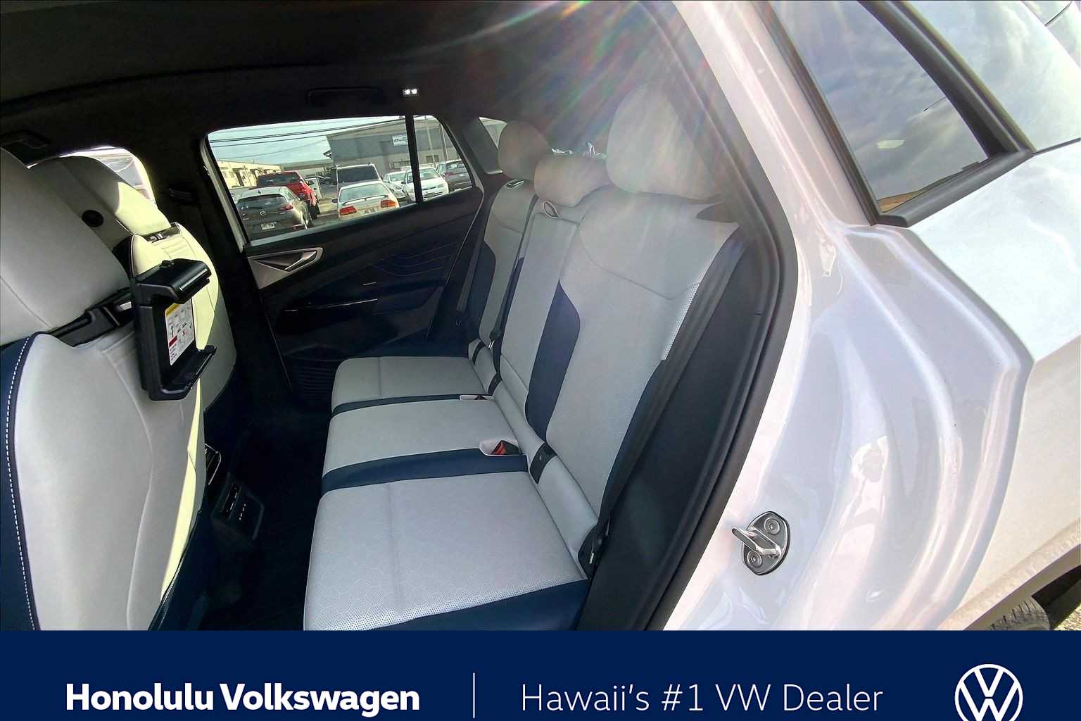 Thumbnail: 2025 Volkswagen ID.4 - 13