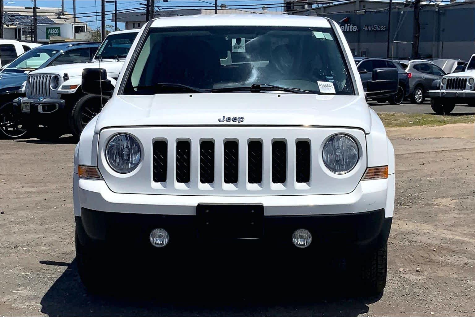 Thumbnail: 2012 Jeep Patriot - 6