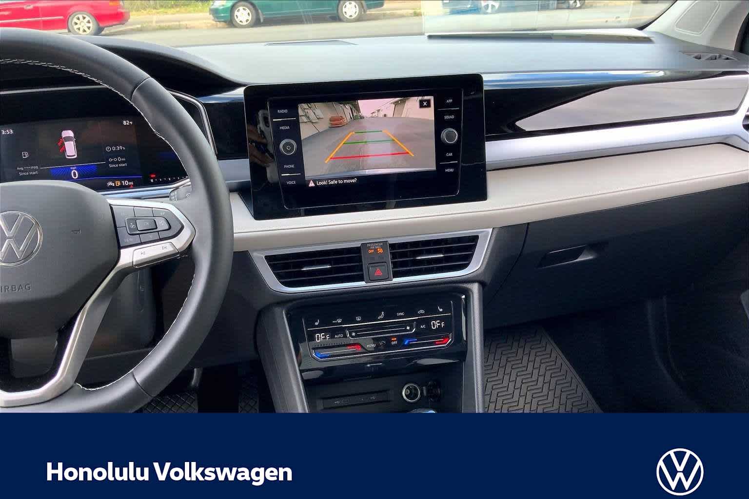 Thumbnail: 2026 Volkswagen Taos - 16