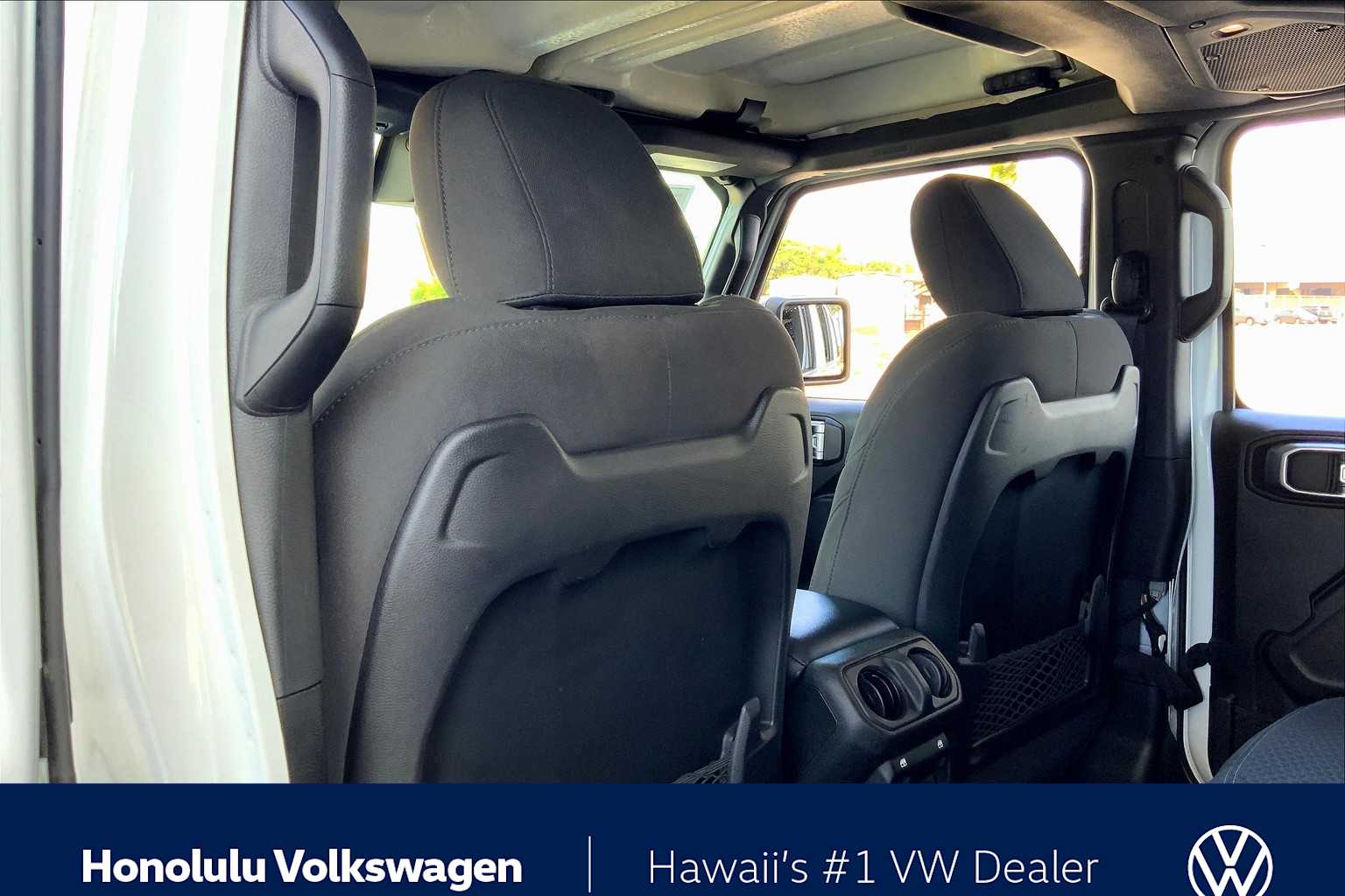 Thumbnail: 2024 Jeep Wrangler - 11