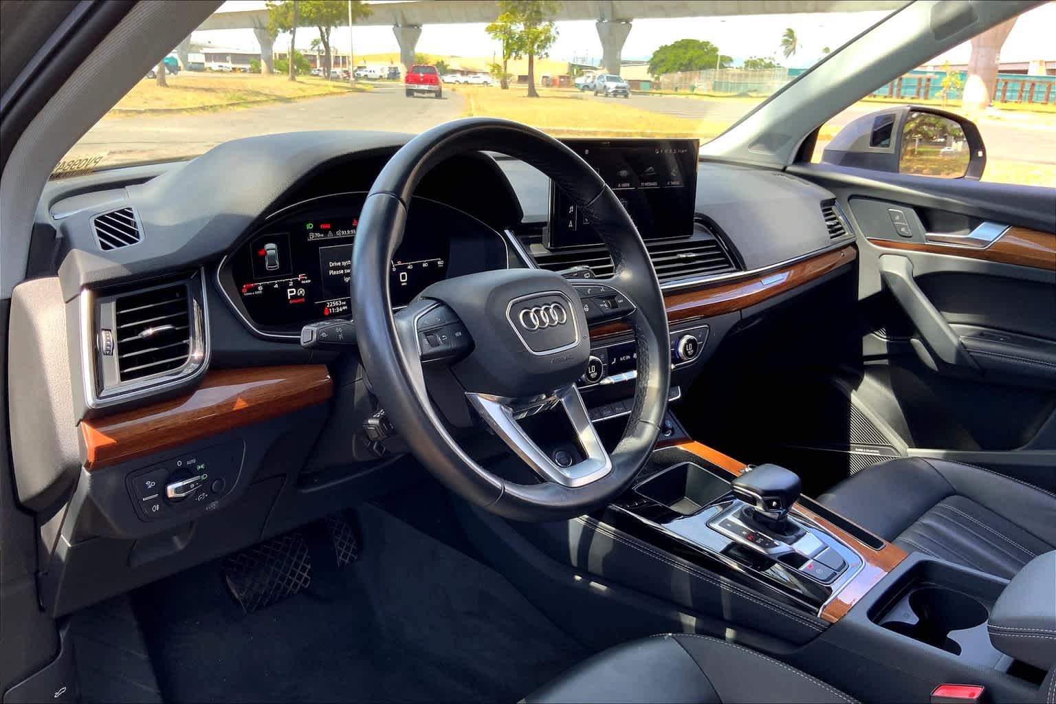 Used 2023 Audi Q5 Premium Plus with VIN WA1EAAFY6P2098496 for sale in Honolulu, HI