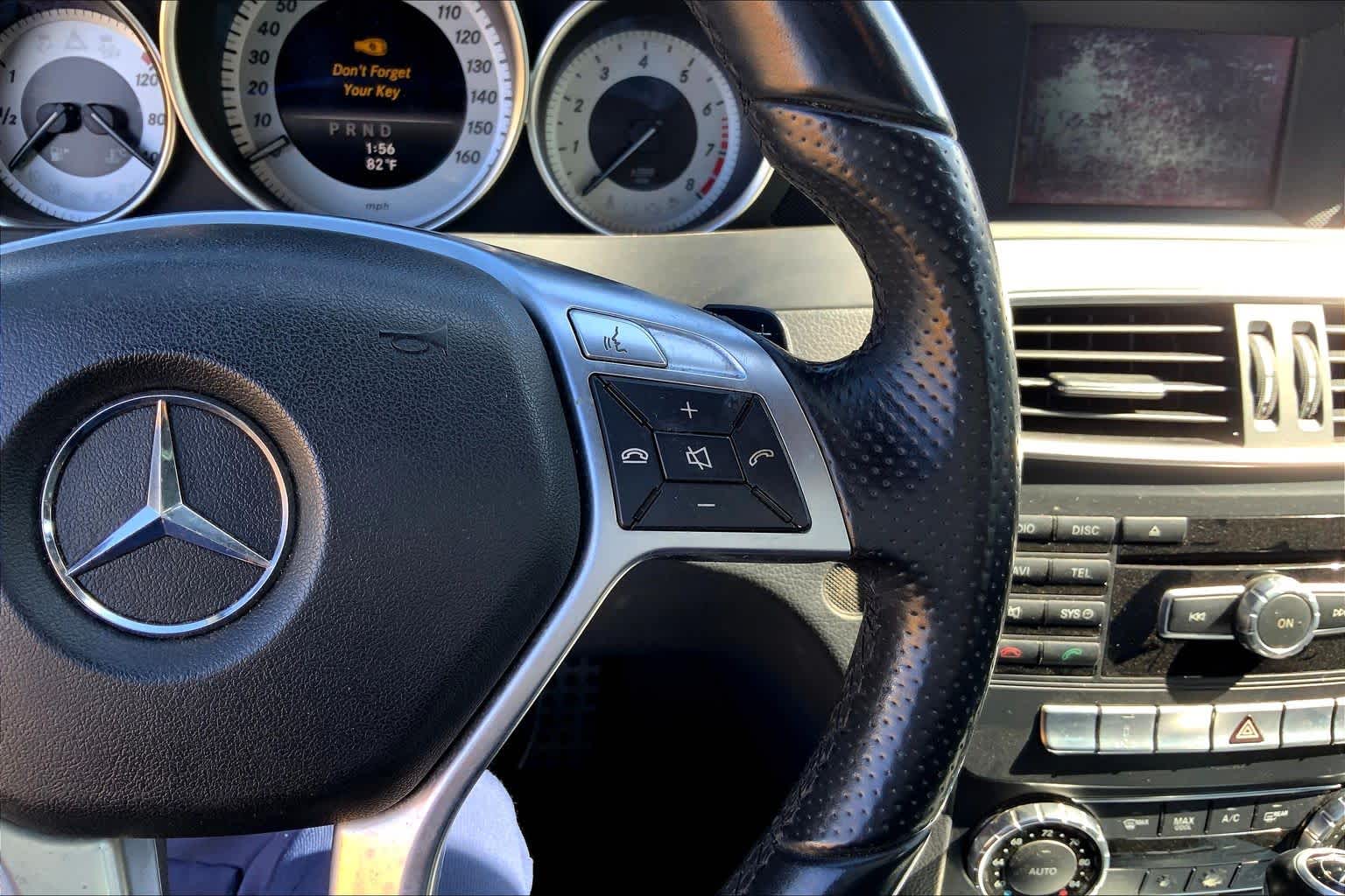 Thumbnail: 2014 Mercedes-Benz C-Class - 21