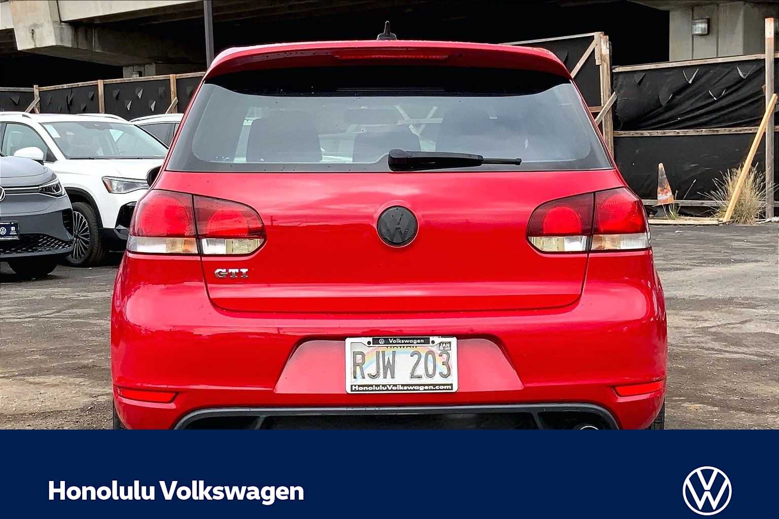 Thumbnail: 2011 Volkswagen Golf - 5