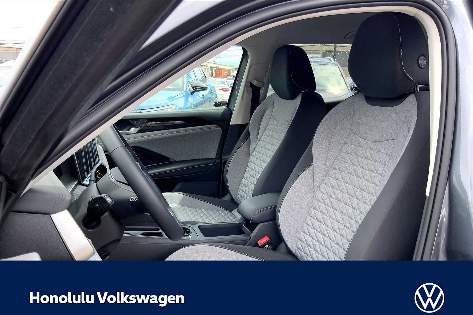 Thumbnail: 2026 Volkswagen Tiguan - 11