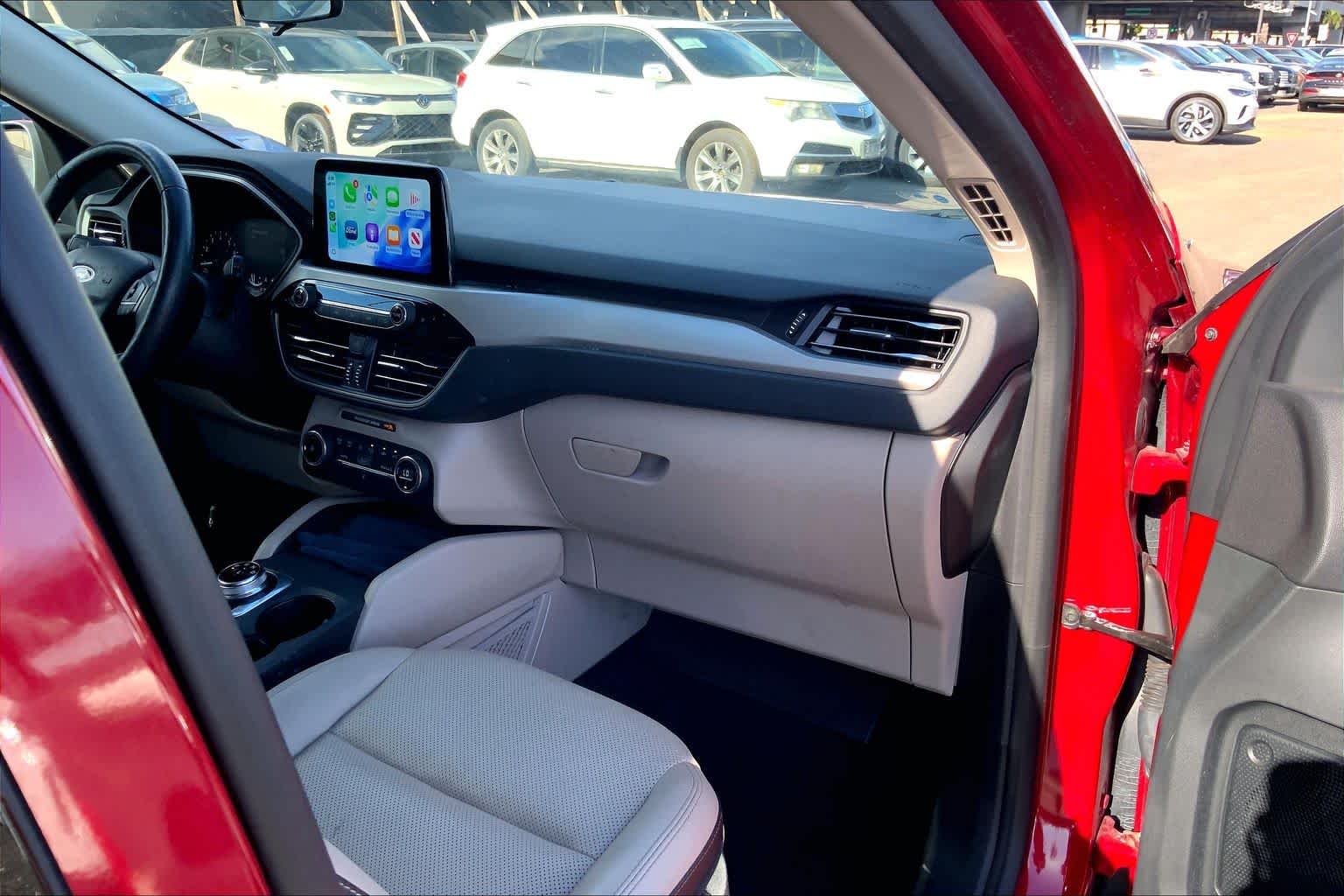 Thumbnail: 2020 Ford Escape - 23