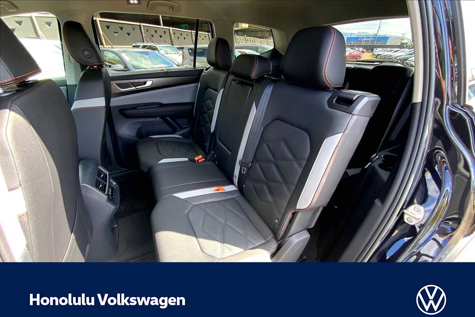 Thumbnail: 2026 Volkswagen Atlas - 13