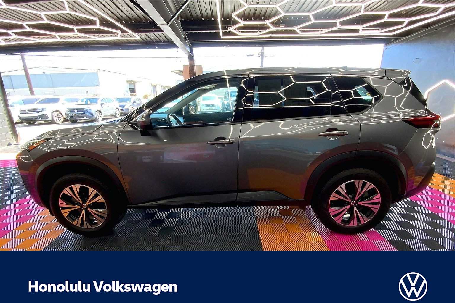 Thumbnail: 2021 Nissan Rogue - 3