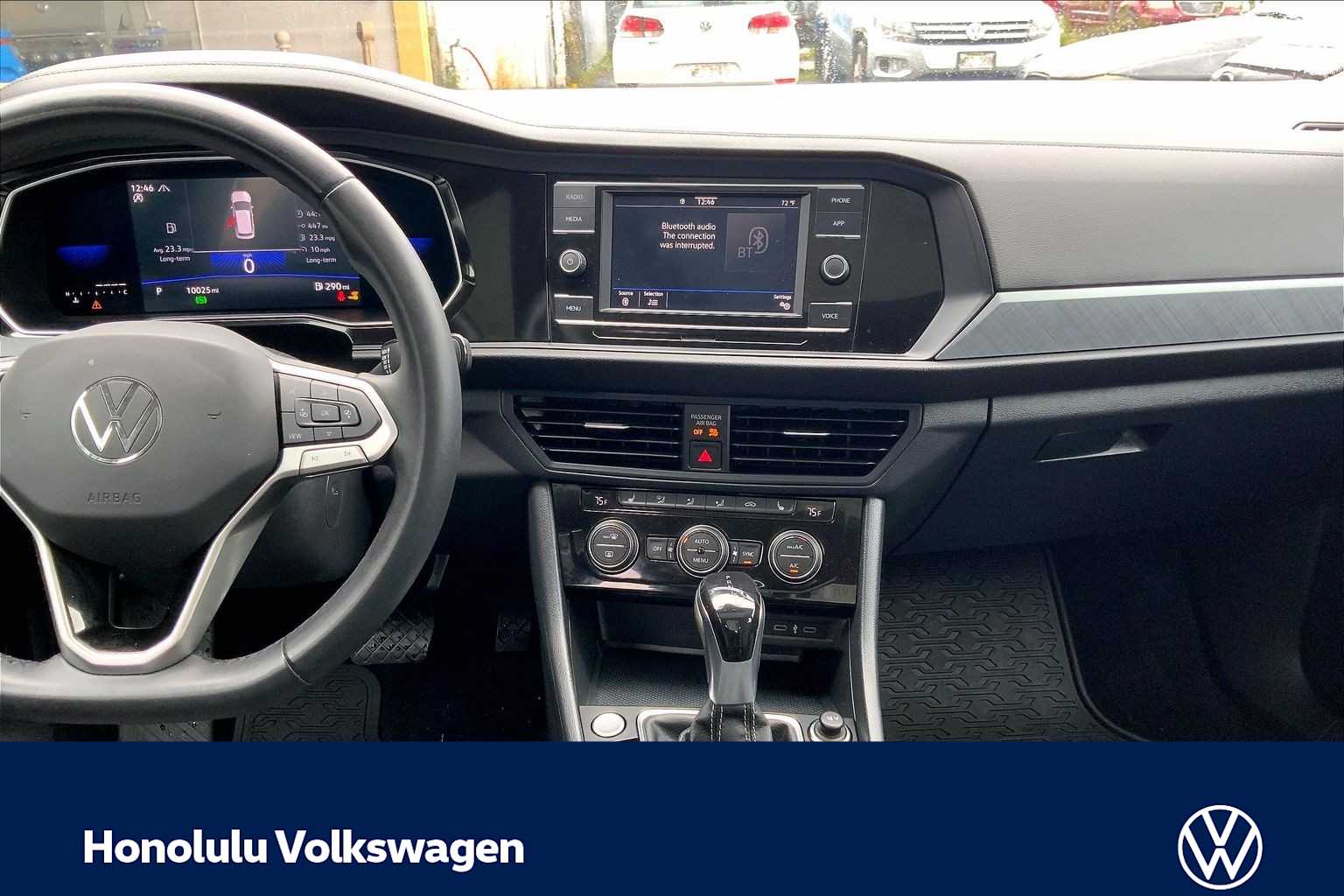 Thumbnail: 2022 Volkswagen Jetta - 15