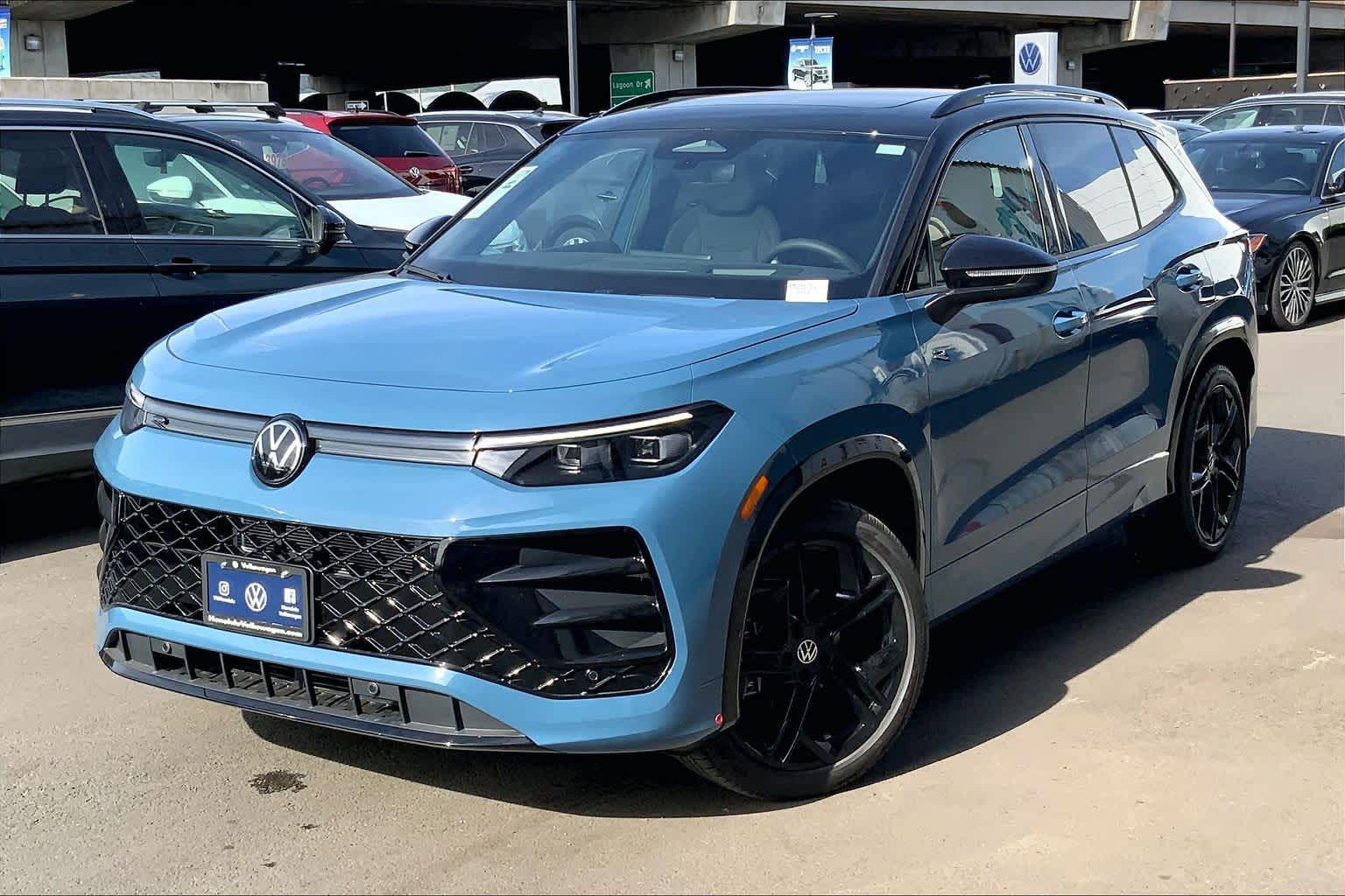 Thumbnail: 2026 Volkswagen Tiguan - 1